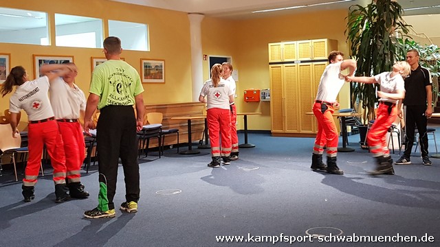 SV_Lehrgang Notfallsanitaeter_2019_005.jpg